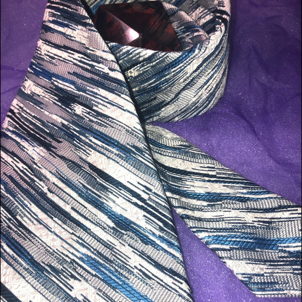 Vintage Rosenthal’s Geometric Shard tie